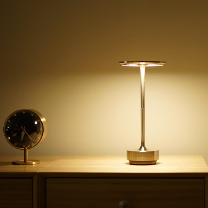 LED table lamp | Adjustable light colors