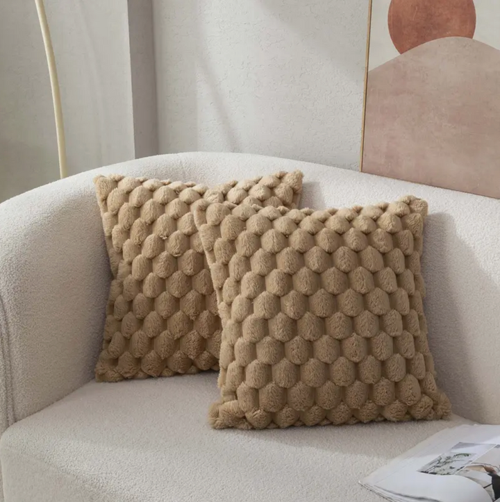 Dekoratives Kissen mit Flauschhülle | Wohn- & Schlafzimmer