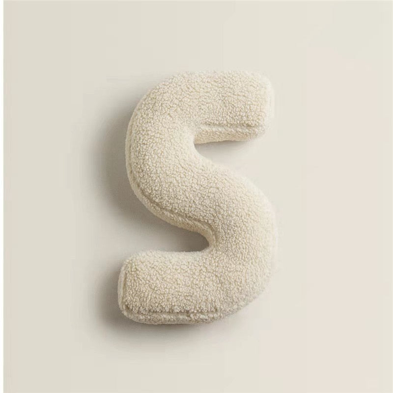 Alphabet Buchstaben Kissen | Dekoratives Design