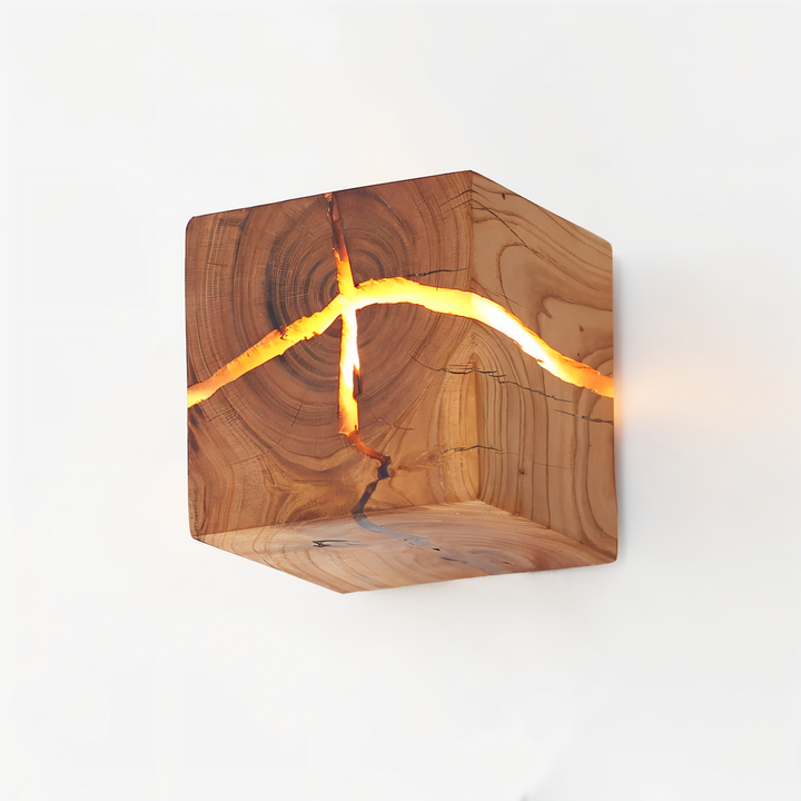 QuadCrackle Wandleuchte | Dekoratives Holzdesign mit Lichtakzenten