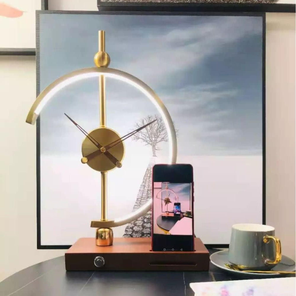 Tageslicht Wecker | Modernes Design mit Uhr & kabellosem Ladegerät