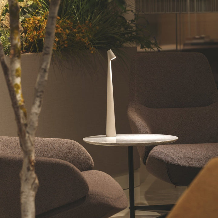 Tischleuchte | Minimalist Eleganz trifft auf Flexibilität
