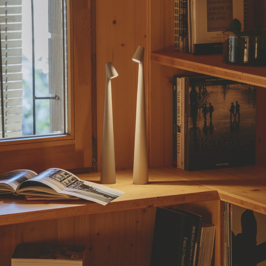 Tischleuchte | Minimalist Eleganz trifft auf Flexibilität