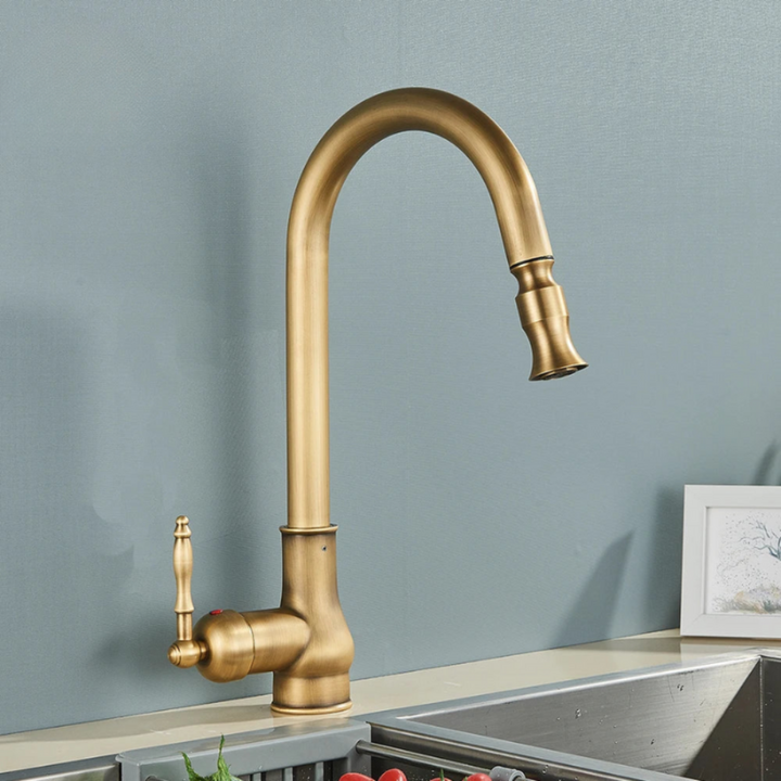 Antiker Küchenarmatur aus Messing – Retro-Design mit Warm- & Kaltwasserfunktion