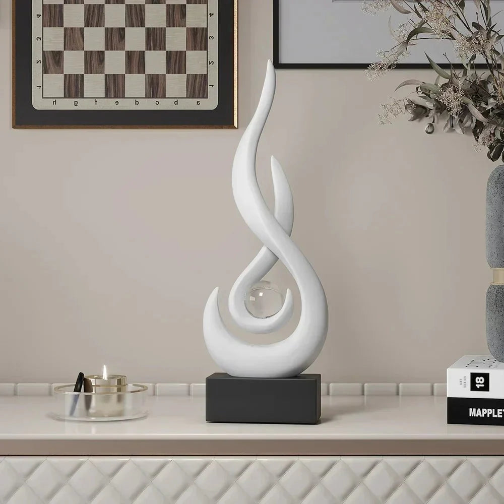 Abstrakte Statue | Moderner Schmuck