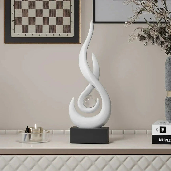 Abstrakte Statue | Moderner Schmuck